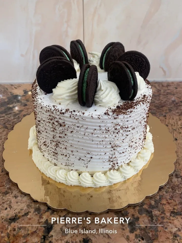Oreo/Cookies N Cream cake 8"